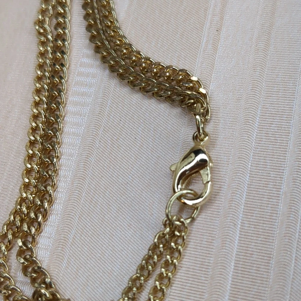 3/$15 Vintage Layered Necklace Peach Opal & Periwinkle Blue Faceted Crystals